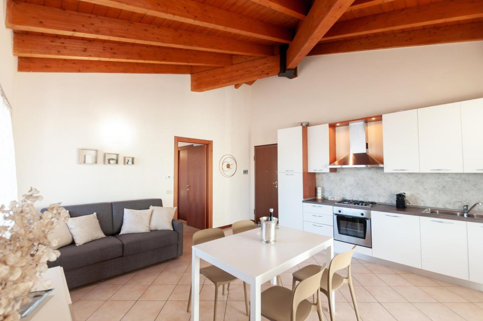 Dora'S Apartment Desenzano del Garda Eksteriør billede